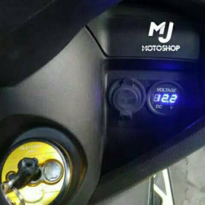 [Spin-R] Volmeter/Charger Hp Usb Body Universal Nmax,Pcx,Aerox,Lexi,Mio,Vario,Xmax Dll