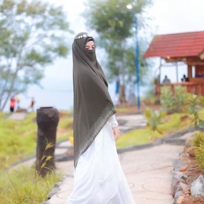 PASHMINA JUMBO 200×100• PASTAN BAHAN CERUTY PREMIUM TANPA CADAR | SHAWL FATIMAH BACHT 02