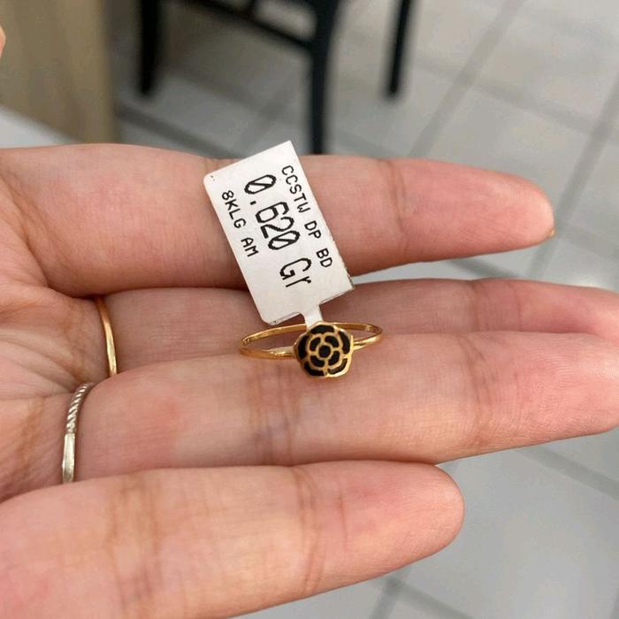 cincin bunga mawar hitam cantik