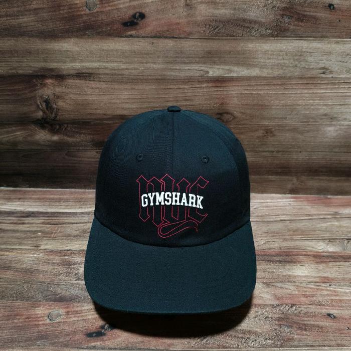 topi six panel gymshark logo black