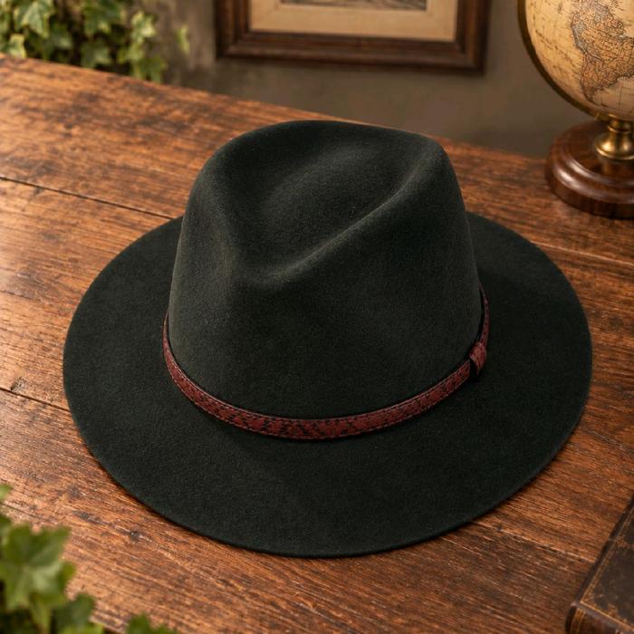 Akubra hat Coober Pedy Original size 59-60 good condition