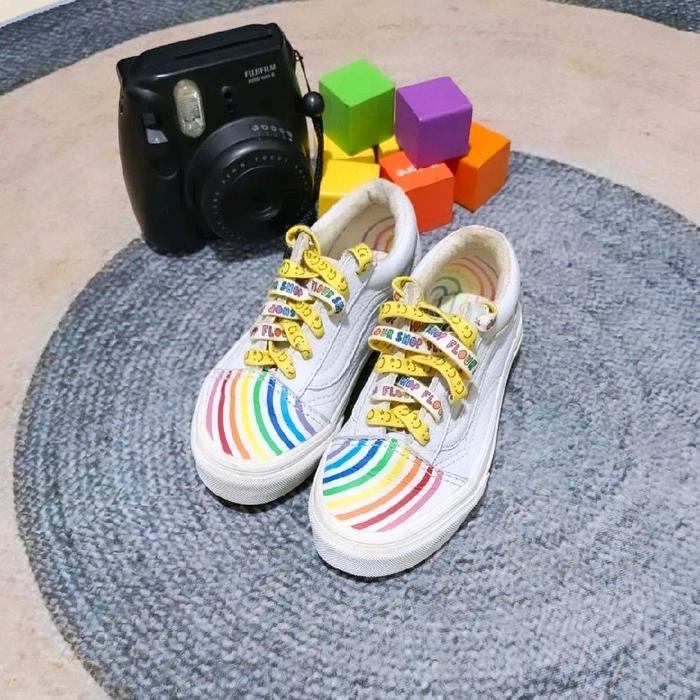 V OS Skate Shoes White/Rainbow Kids Shoes Original
