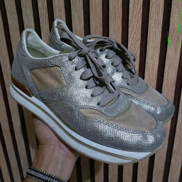 sneakers  wanita hogan authentic