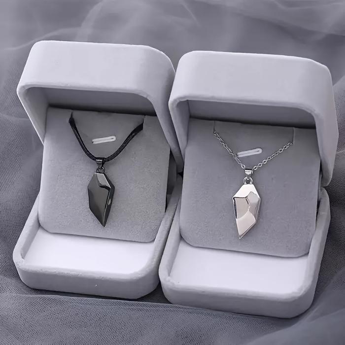 Good Simple Quality Couple Pendant Necklace Electrocardiogram,Magnetic Heart,Pendant Splicing Neckla