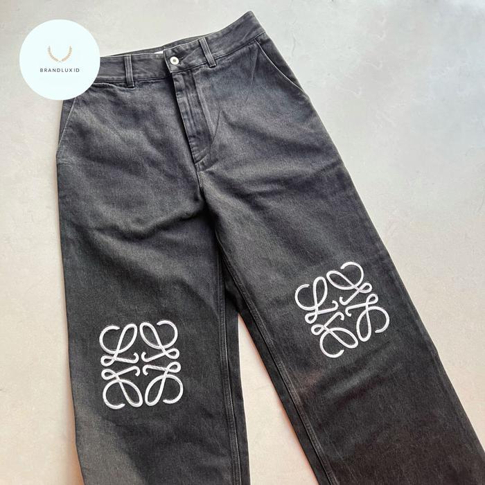 Loewe Anagram Baggy Jeans In Ack Washed