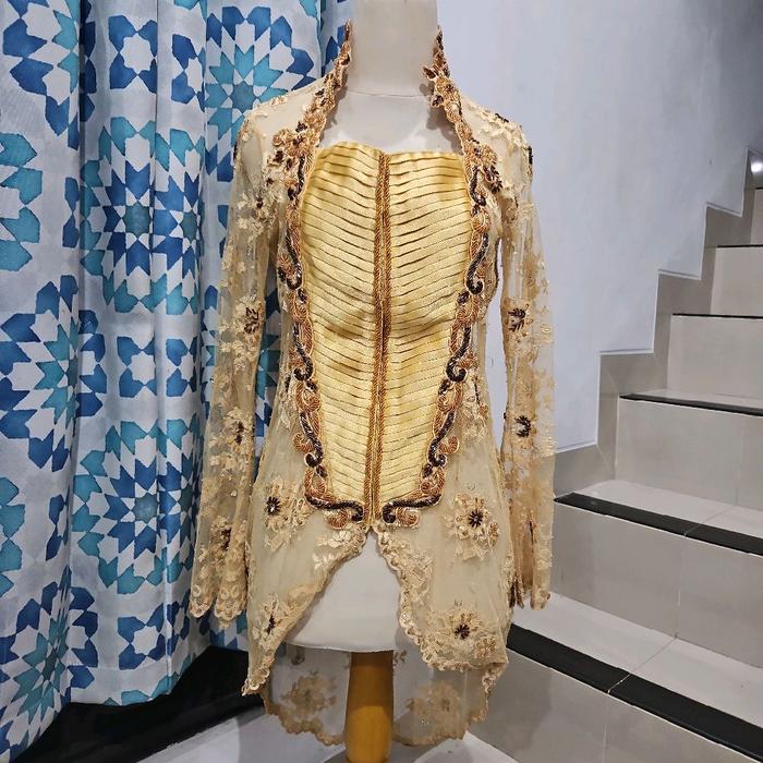 Preloved Atasan Kebaya Coklat