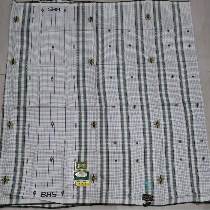SARUNG BHS SKT GOLD SUTRA SPUNSILK 210 WARNA PUTIH