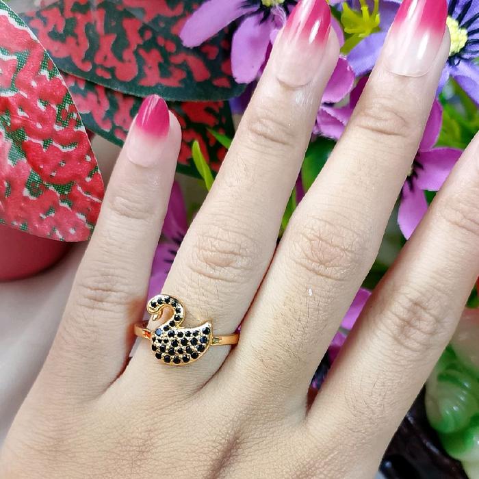 Cincin mainan angsa manik manik hitam