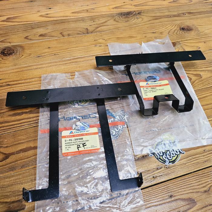 Bracket Dudukan Plat Nomor Depan Vespa Px Excel Exclusive Danmotor