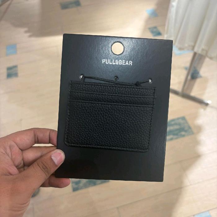 Card Holder Pull and Bear Dompet Pria Original Hitam 001