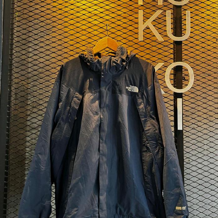 TNF Gore-tex Outdoor Jacket
