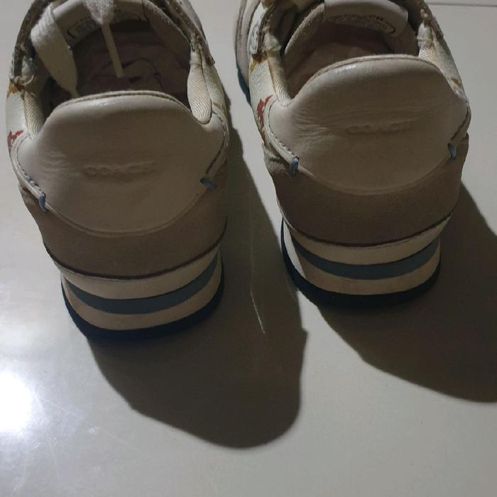 Sepatu wanita Coach brended size 36 cm second Sneaker
