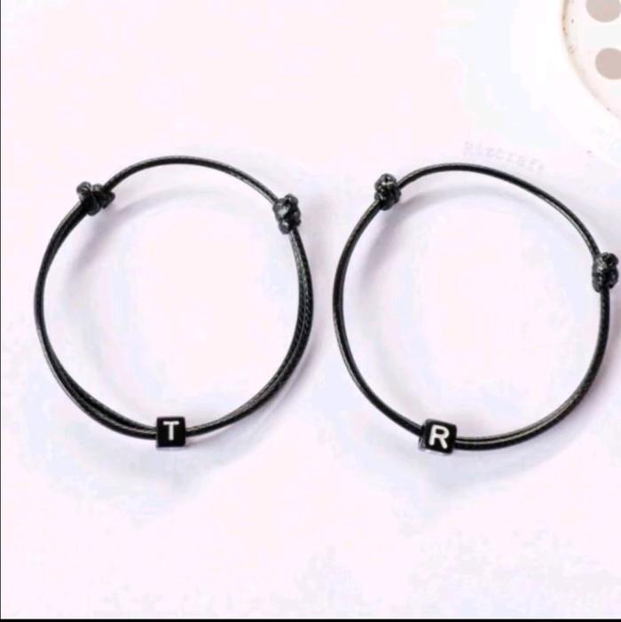 GELANG HITAM POLOS INISIAL NAMA TERLARIS // GELANG VIRAL PRIA DAN WANITA Elegan Bracelets