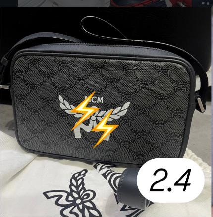 tas selempang MCM Himmel kecil