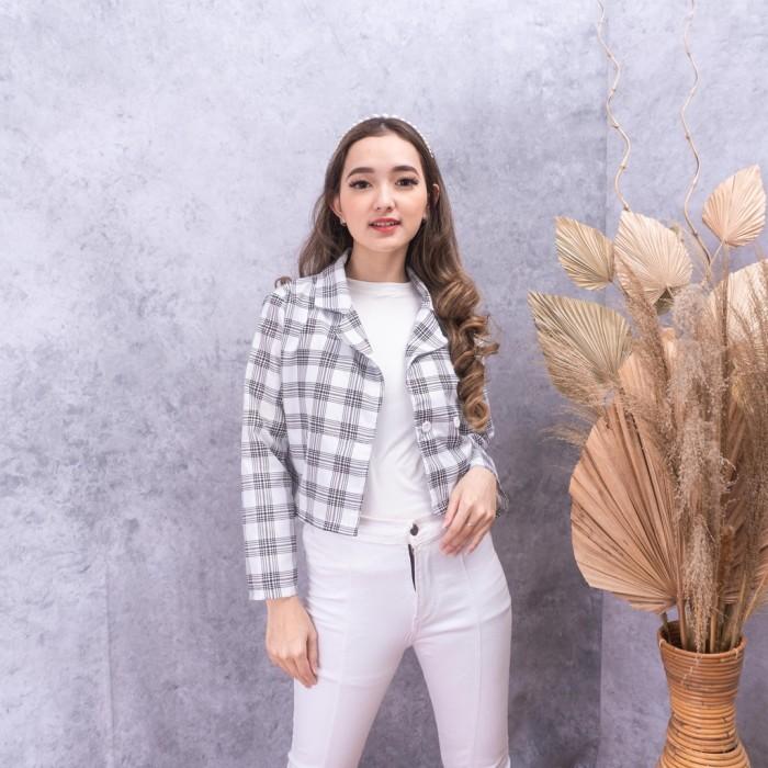 Blazer Crop Tan Wanita Oira Blazer Wanita Crop Top