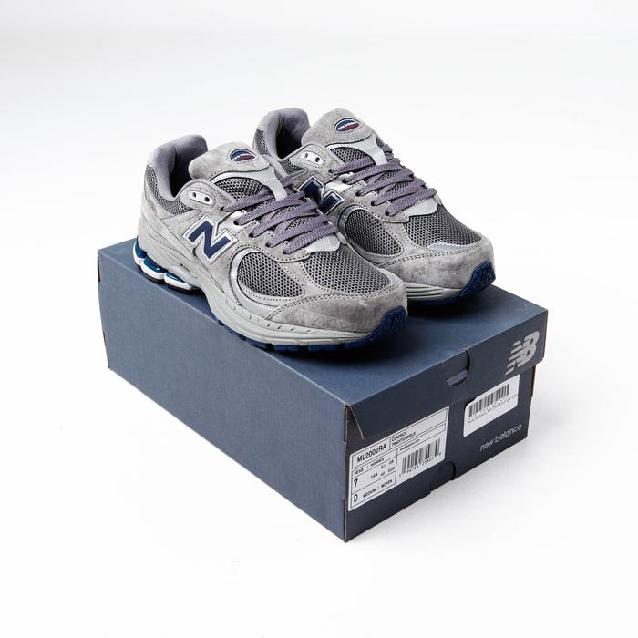 Sepatu New Balance ML2002RA Light Grey - NB 2002