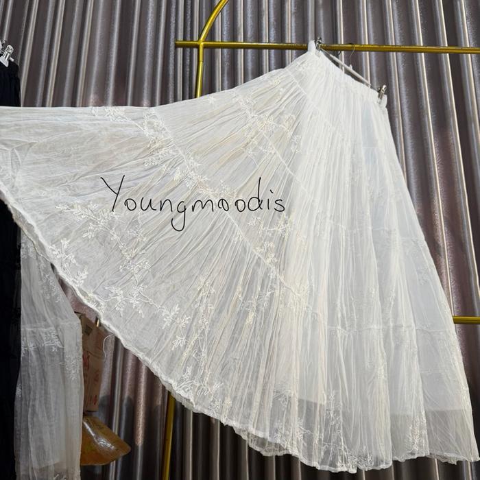 Youngmoodis Fanny skirt rok tutu corn skin halus dan lembut full bordir