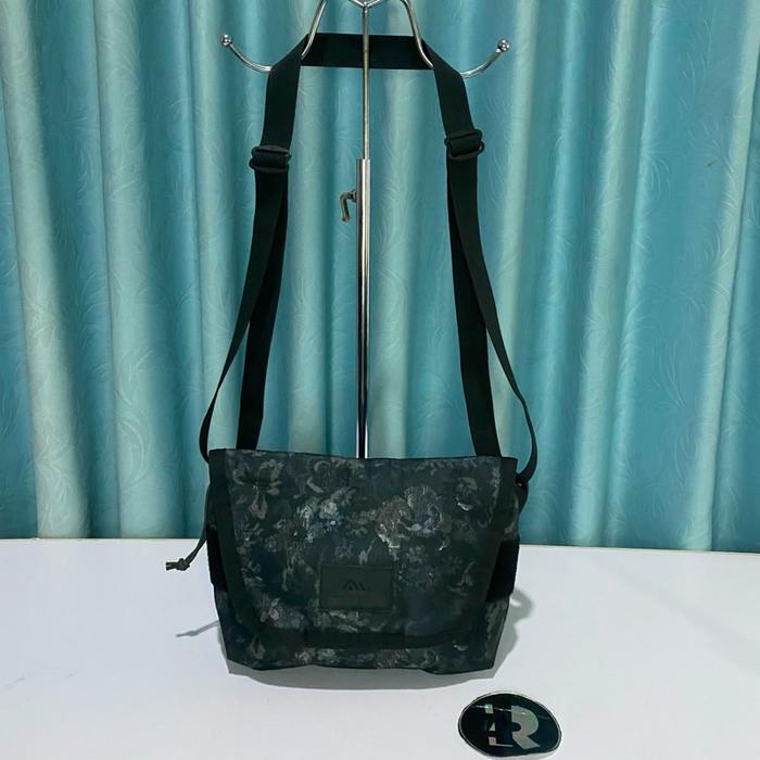 Tas sling, Gregory sling bag
