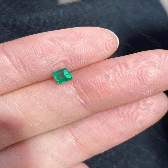 natrual Emerald bare stone wholesale, low price，Square 2.5X2.5mm