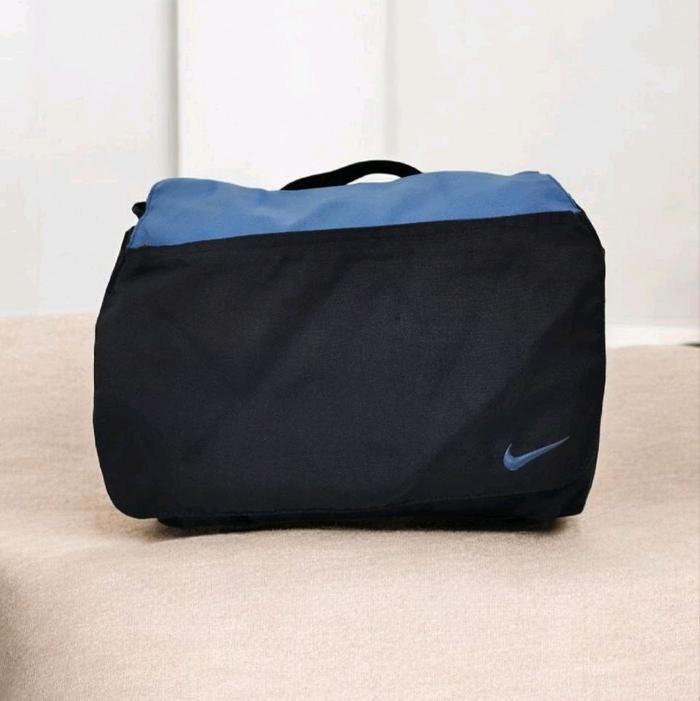 Nike Two Tone Blue & Navy Messenger Bag Original