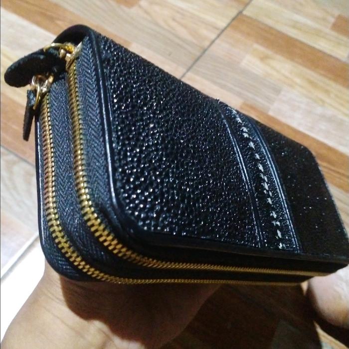 Gusty Leather Dompet Wanita Kulit Ikan Pari Model Rit Warna Htm Duri Ekor Tahan Lama Anti Sayatan De