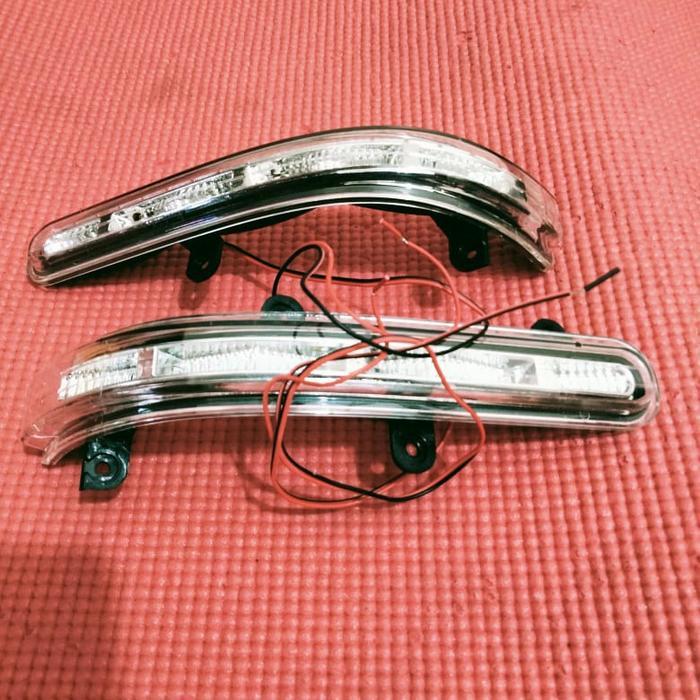 lampu sen spion avanza / innova R1