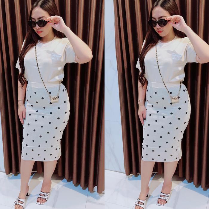 Grosir Natalia | Yola Set Baju Dan Rok Motif Polkadot Bahan Rajut Premium