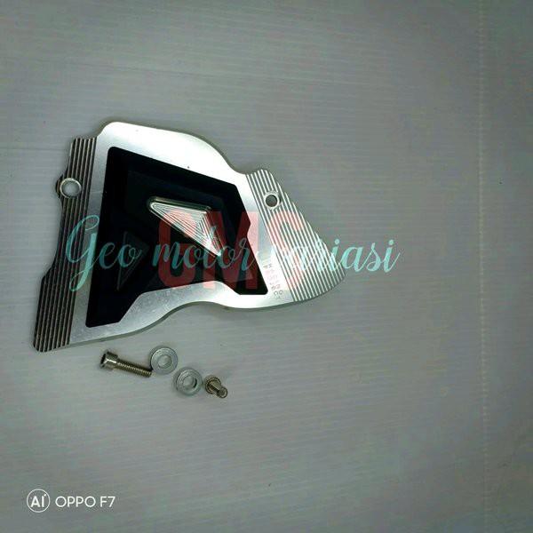 tutup cover rantai gir depan Yamaha R15 Black diamond
