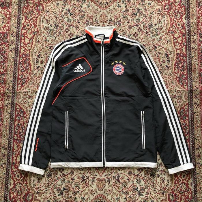 Jaket Adidas Bayern munchen team 2012 tracktop jacket Vintage Adidas Bayern Munchen i559