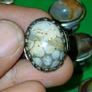 cincin batu akik teratai lawasan