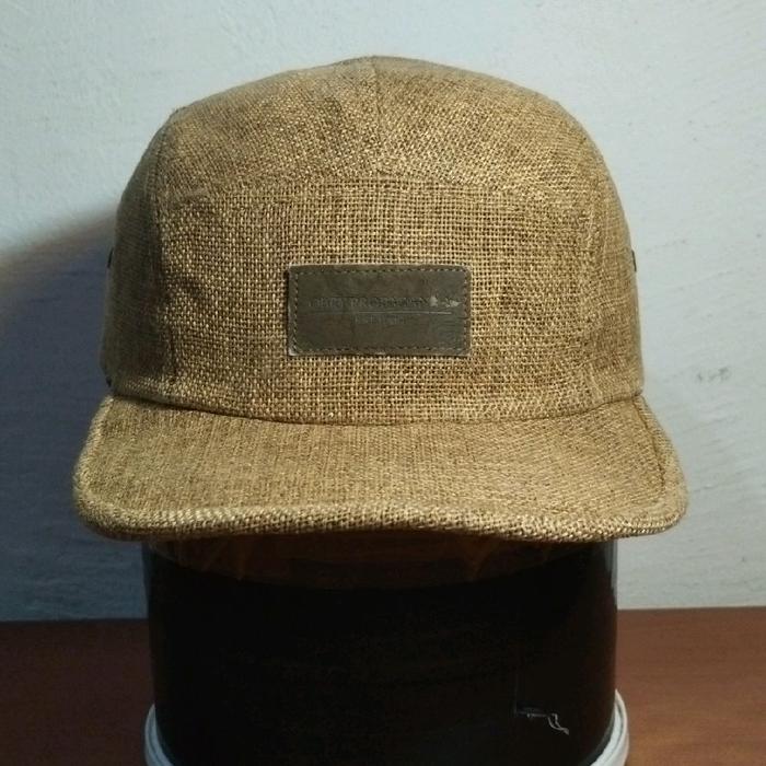 Topi 5 Panel OBEY Propaganda Rajut
