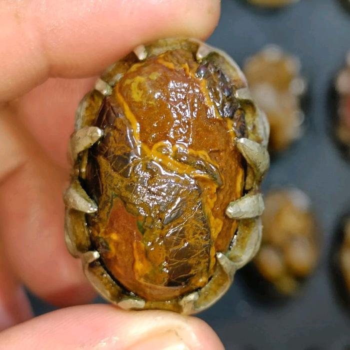 cincin batu akik jamal NTT sakral natural