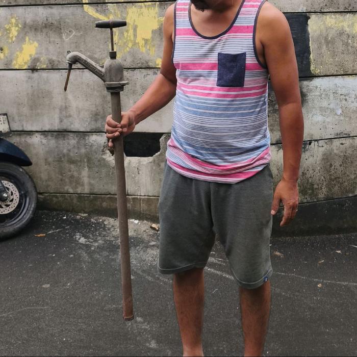 hand pump antik jaman dulu