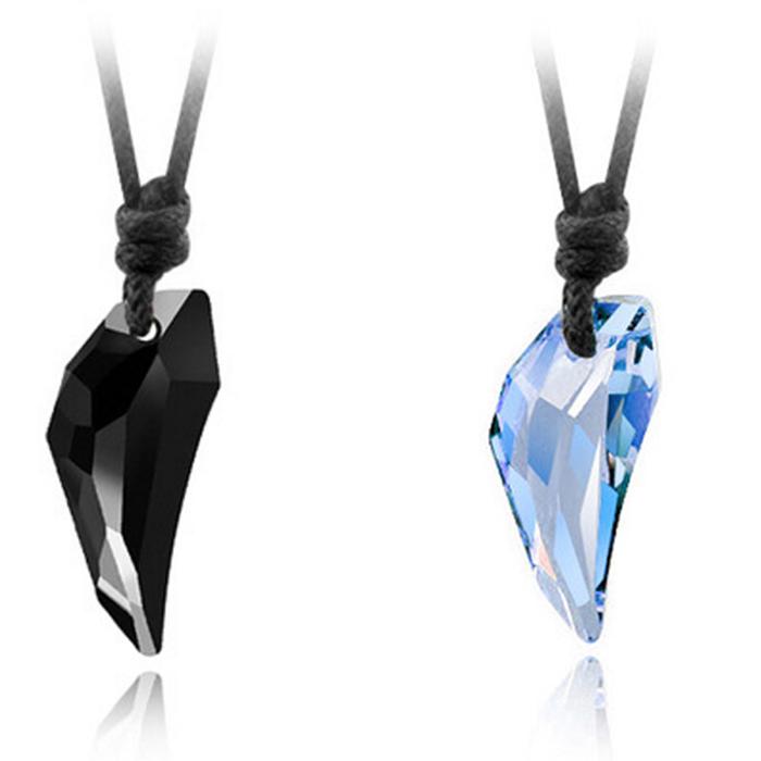 Vintage Wolf Tooth Men Antique Crystal Wolf Fang Tooth Pendant Necklace Rhinestone Pendant Necklace