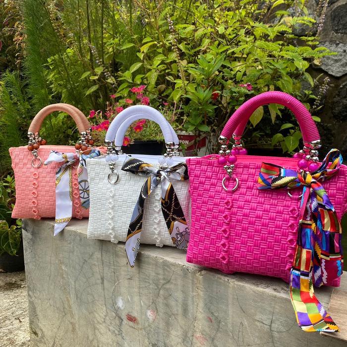 Bellbell_id ROSE Bag Tas Dengan Furing dan Resleting Wanita Handle Mutiara Ukuran 17x20x10cm Gratis