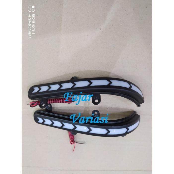 lampu sein spion toyota Grand Innova 2012-2015 Running A1