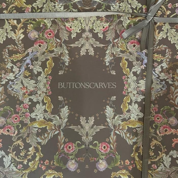 buttonscarves royale grandeur square