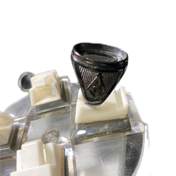 ring titanium hitam. ring titanium anti karat