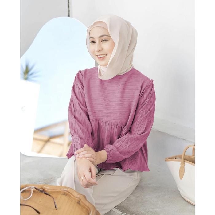 Atasan Wanita Kinan Blouse Lady Crush Crop Top Pasti Ori
