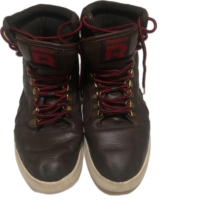 Sepatu Reebok high kulit second original made in vietnam, size 40,5 ( 26cm )