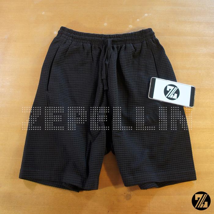CELANA PENDEK ADIDAS ALL SZN WAFFLE KNIT SHORTS ORIGINAL
