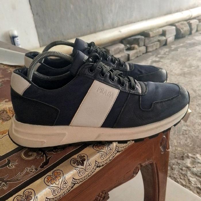 sepatu second branded prada prax leather nylon size 44 original authentic