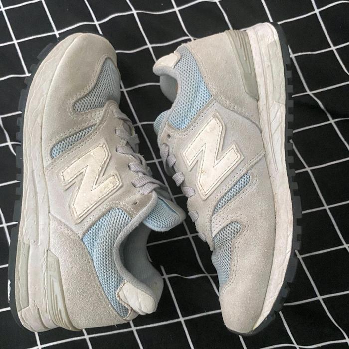 salee!! original  New balance 565 good condition size 35/36/insole 23   tag kanan kiri beda hologram