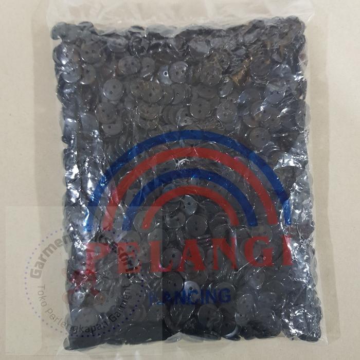Kancing Kemeja Lubang 2 Ukuran 18L (11 5mm) Merk Pelangi Isi 10 gross Hitam Putih / Kancing Pelangi