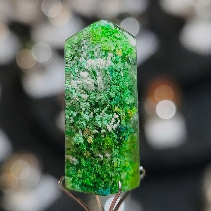 Batu kecubung karang hijau natural quartz cocok untuk liontin