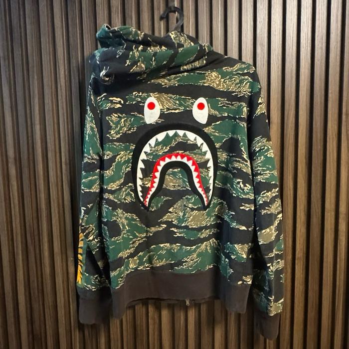 Jaket Hoodie Bape Tiger Camo Original - Size L - 70 x 58