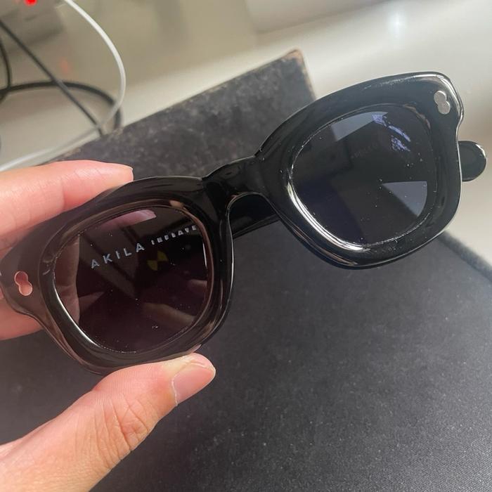 AKILA APOLLO INFLATED SUN GLASSES - BLACK GLOSS