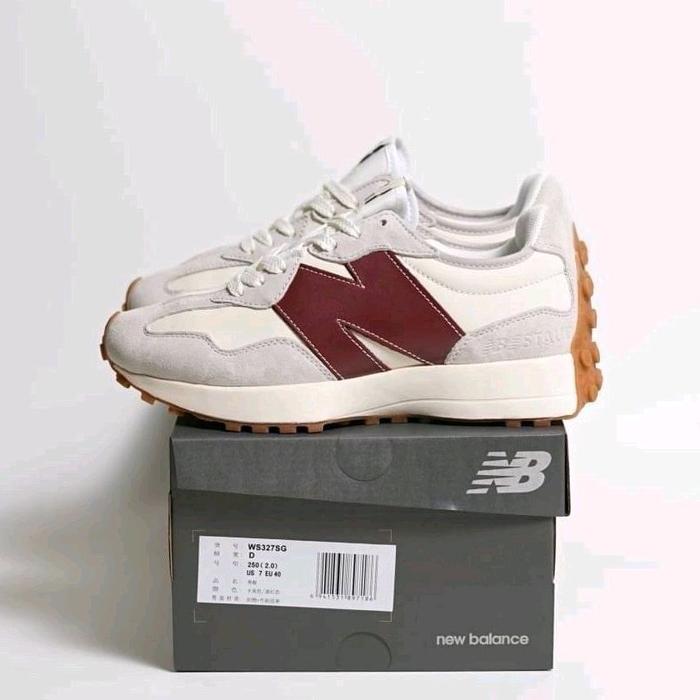 NEW BALANCE 327 STAUD MOONBEAM BURGUNDY 100% BNIB