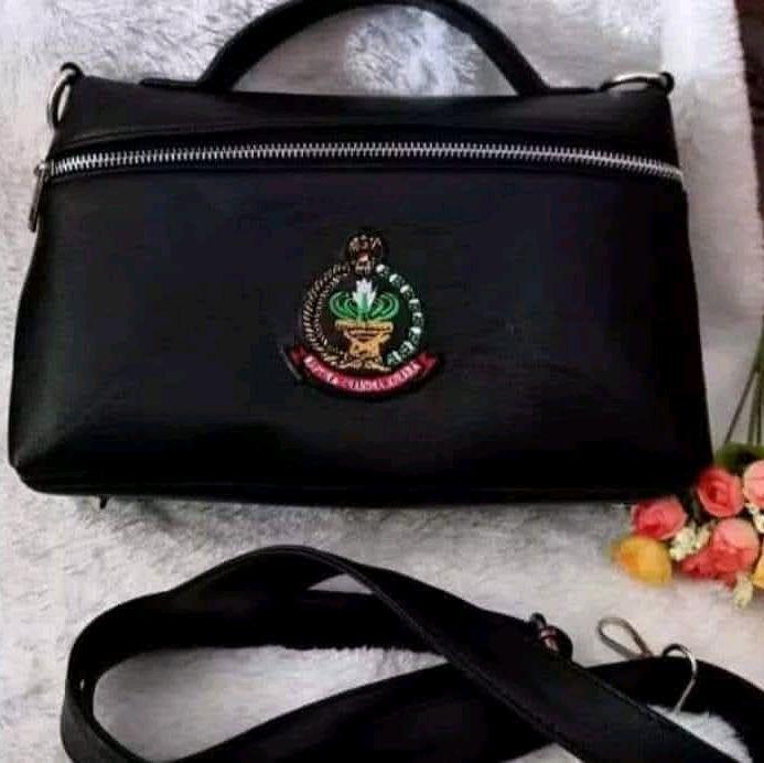 tas clutch persit kartika chandra kirana