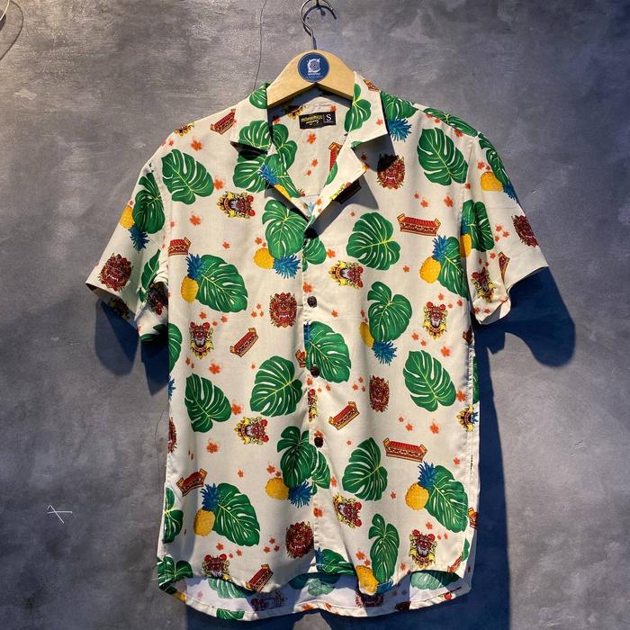 Kemeja Pantai motif Barong Bali Gamelan bahan Katun Premium